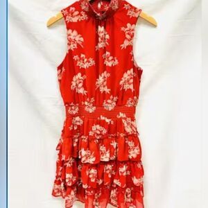 Sleeveless floral dress New Without Tags.